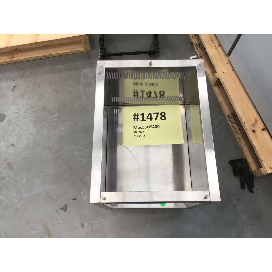 CLEARANCE - Cabinet Stand for Gasmax JUS Range JUS400-NSW1478